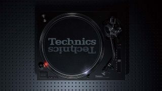 Technics SL-1210MK7